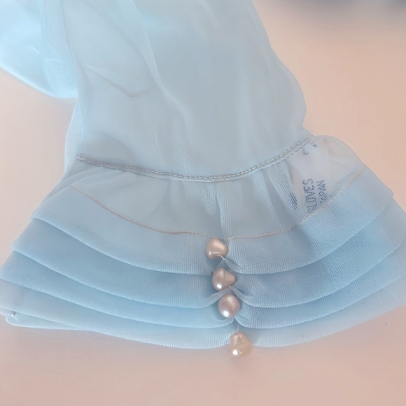 Vintage Sheer summer ruffle gloves with pearls - Picture 3 of 6